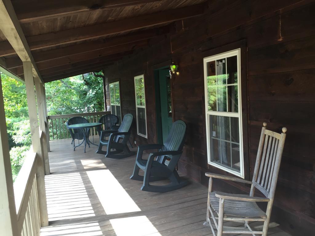 Highland Hills Motel & Cabins Бун Номер фото